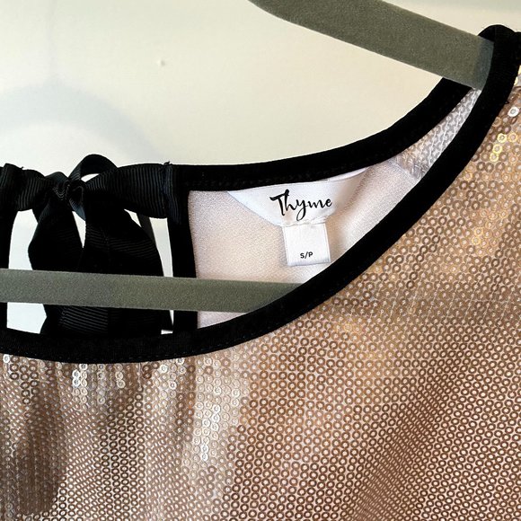 Thyme Maternity Light Pink Sequin Top - Picture 3 of 4